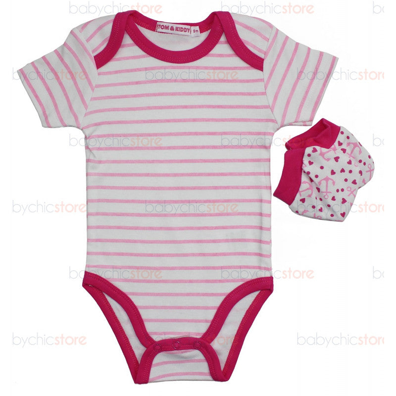 Conjunto completo de body y pelele Love - 9 meses